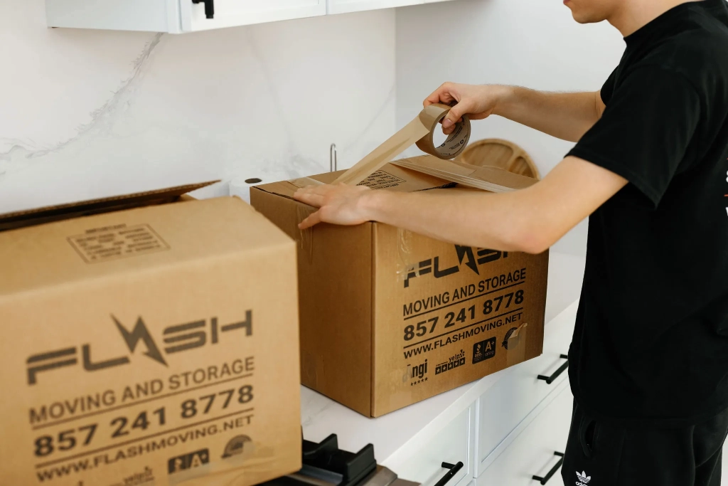 Packing Boxes and Tape for Emergency Movers – Flash Moving & Storage